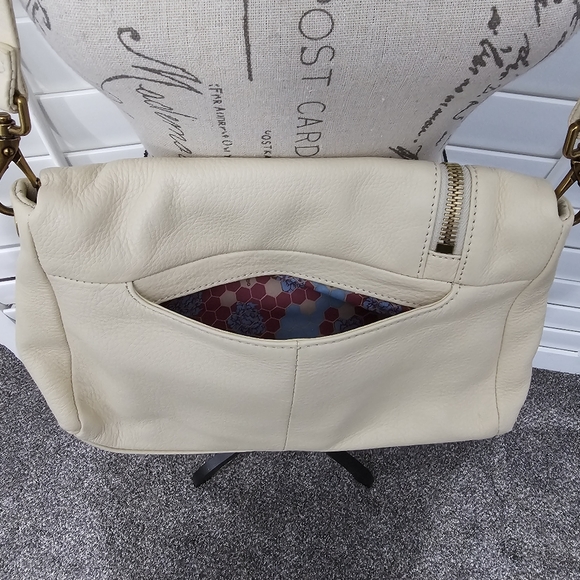 HOBO CLASSIC SHOULDER BAG/PURSE - Picture 4 of 16